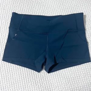 size 10 Lululemon spandex shorts